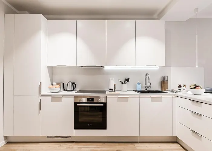 Kloeoenstuuv شقة *